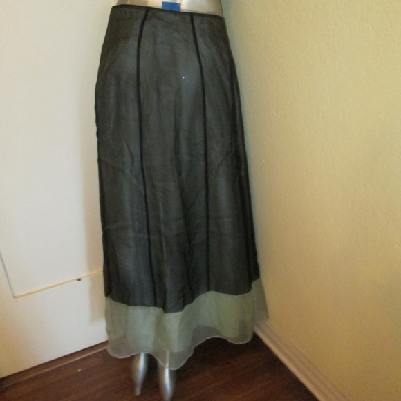 Long Silk Layered Skirt Pale Green Black Two Tone - Picture 3 of 6